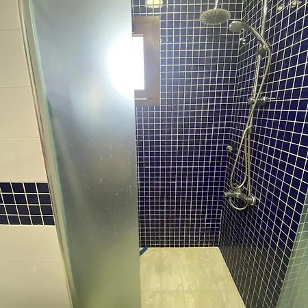 Apartament Cute 2+1 Apt With Common Pool - Centre *
