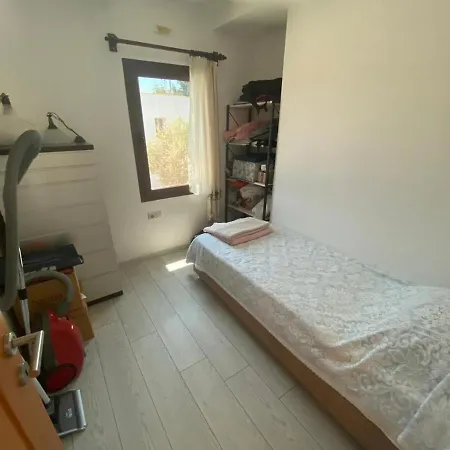 Cute 2+1 Apt With Common Pool - Centre *